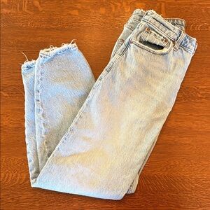 Abercrombie & Fitch The ‘80s Mom High Rise Jeans